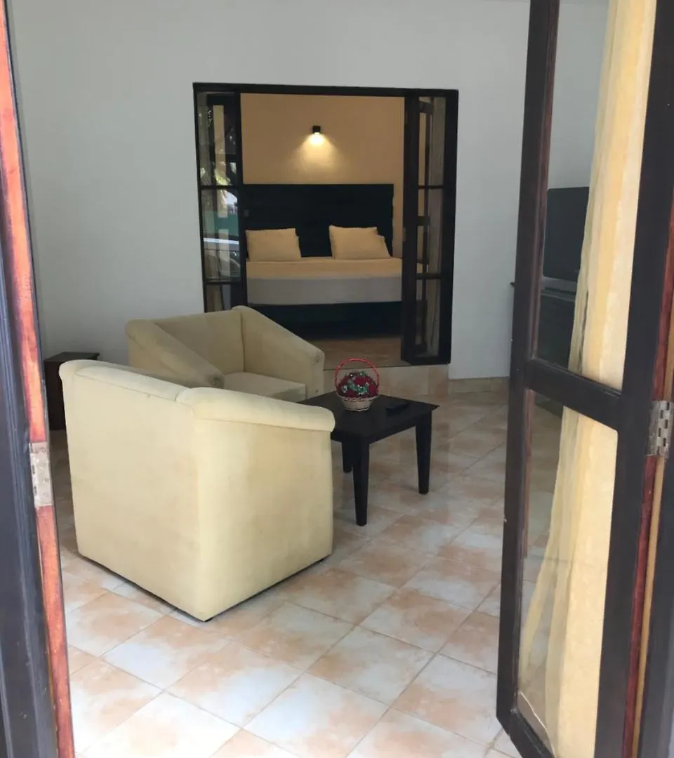Romantic Garden Hotel Negombo