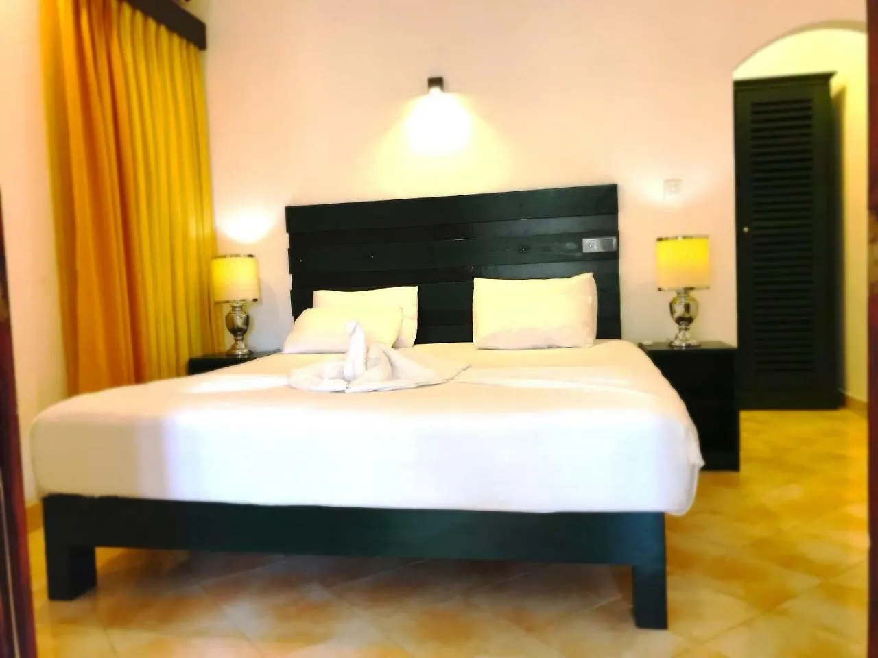 Romantic Garden Hotel Negombo