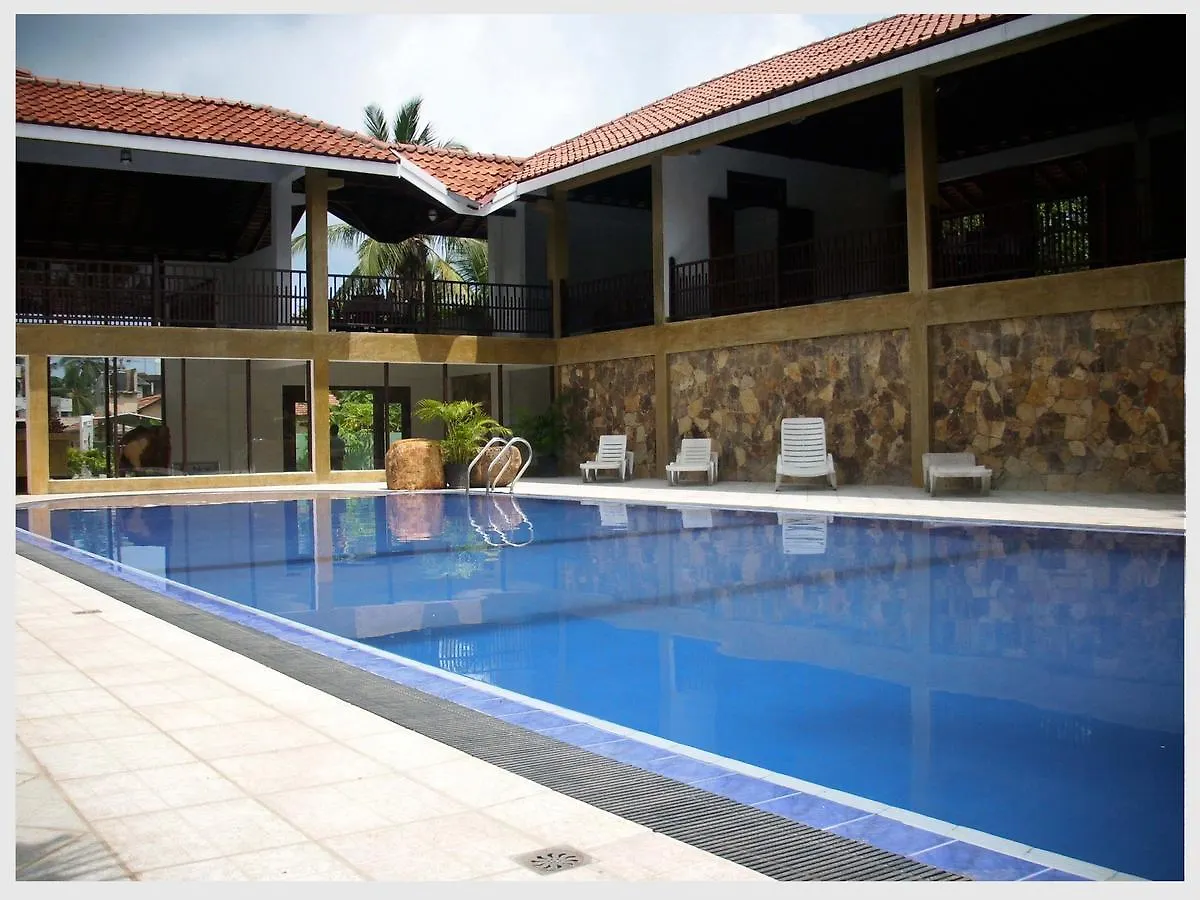 Romantic Garden Hotel Negombo